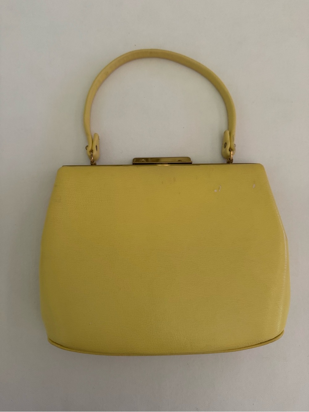 Vintage Nicholas Reich handbag in yellow. EUC.